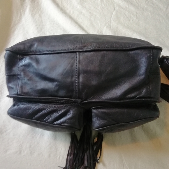 Genuine leather crossbody messenger bag - Picture 9 of 12